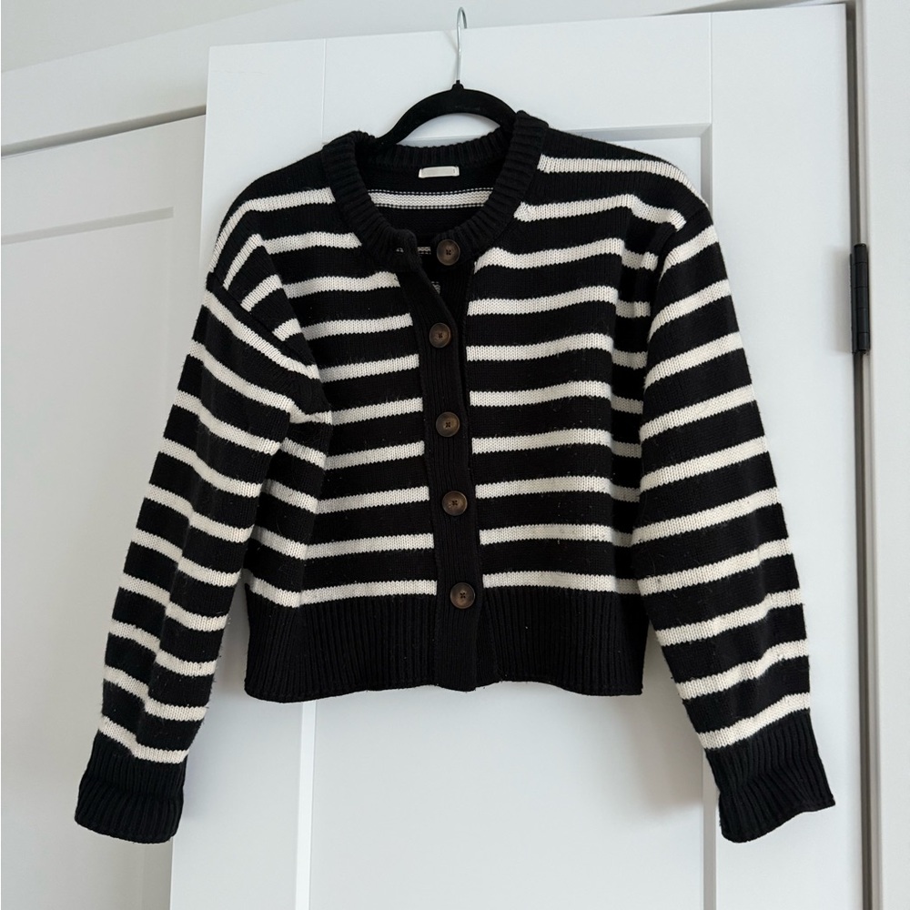 Striped Black and White Women's Sweater